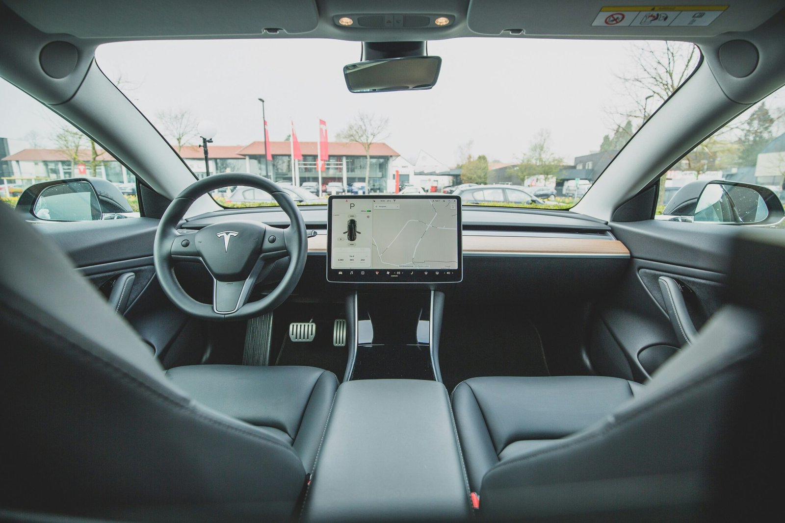 Tesla Roadster carro voador